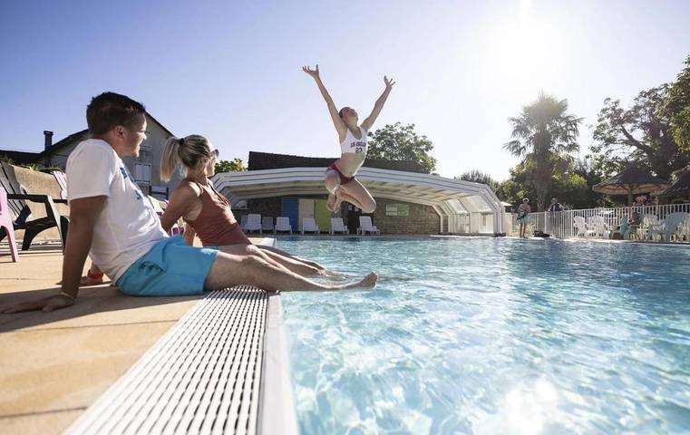 Location de vacances pour 4 personnes, avec Bassin pour enfant et Piscine à Thégra