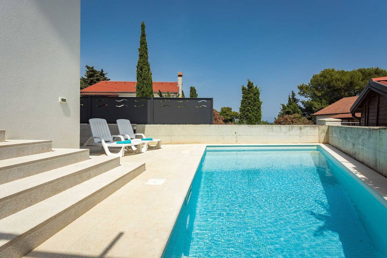 Villa Olala - Private Pool, Jacuzzi, Terrace with in Premantura, Southcoast Istria