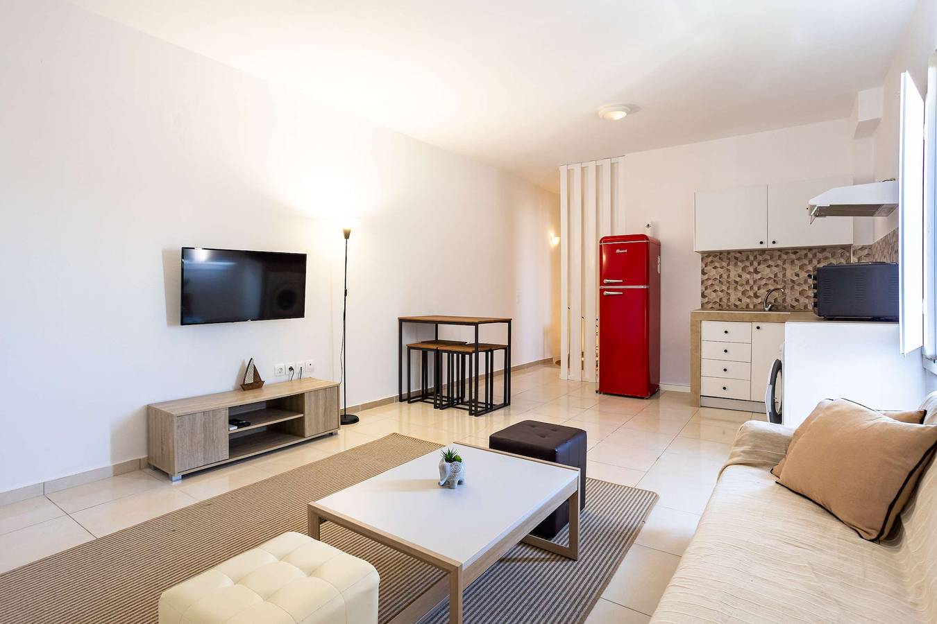 Apartamento entero, Apartamento de vacaciones para 4 personas con jardín in Santorini