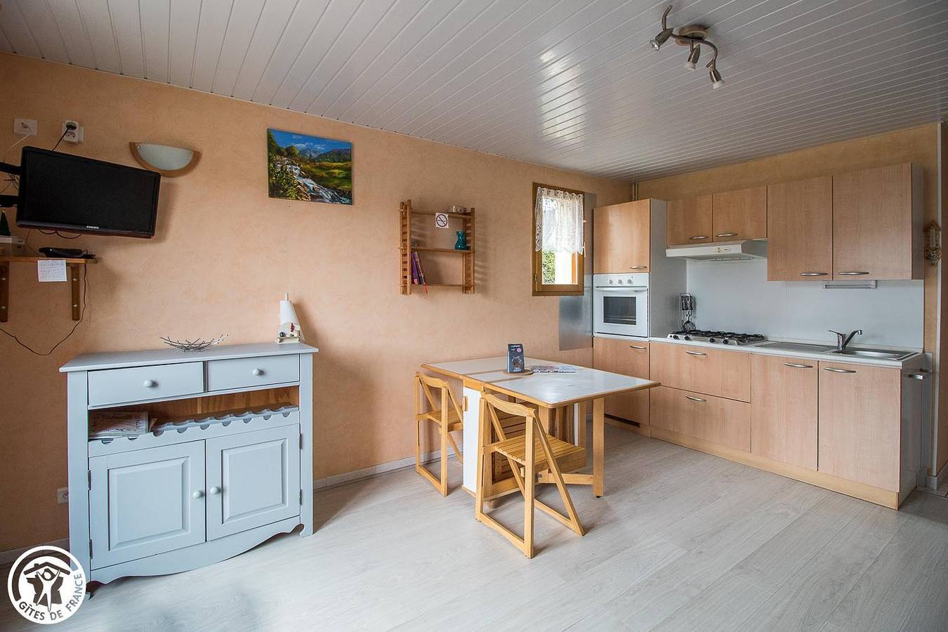 Gîte Hortensia in Besse-et-Saint-Anastaise, Volcans d'Auvergne Regional Nature Park