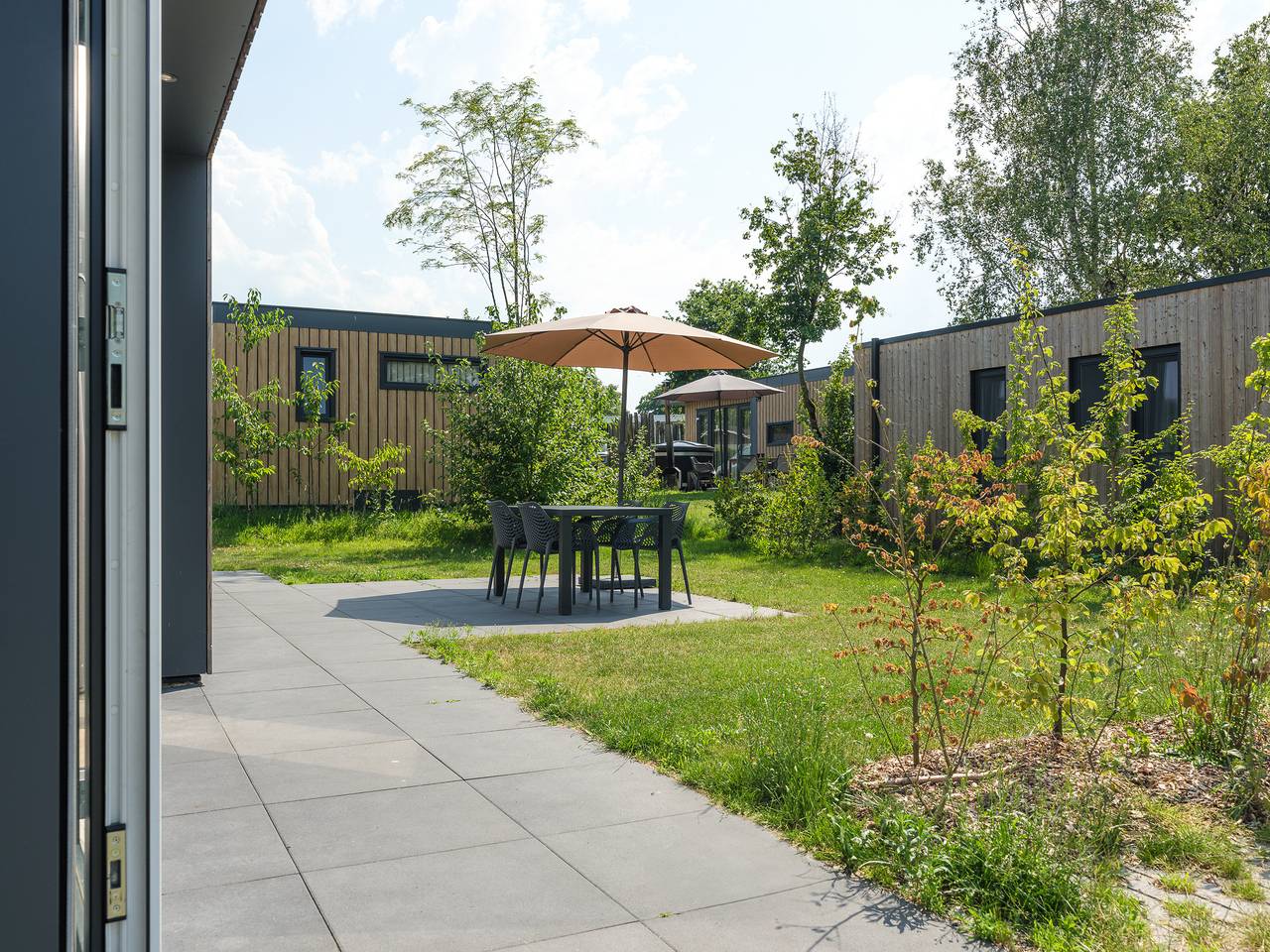 Vakantiepark Hölte — Oak lodge met ensuite badkamers | twee badkamers  | 4 personen in Rijssen, Sallandse Heuvelrug