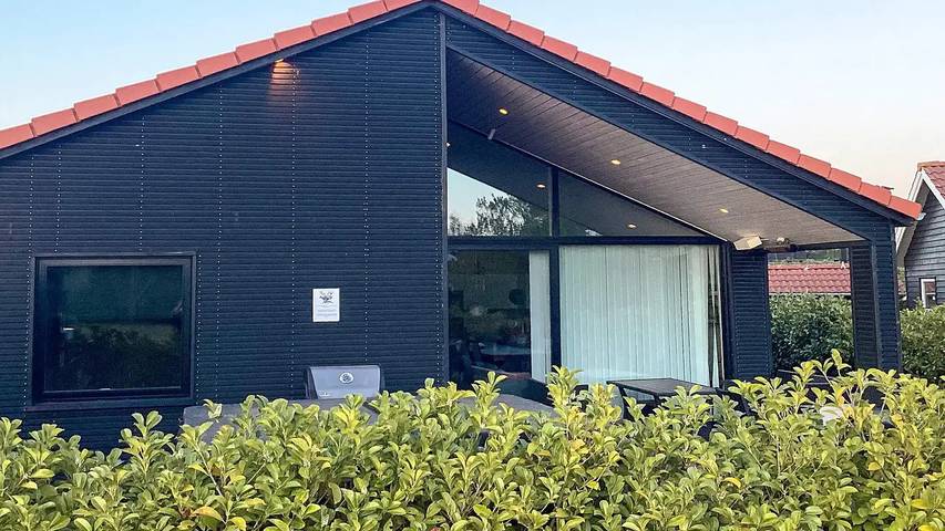 Ferienhaus für 11 Personen, mit Whirlpool und Terrasse sowie Garten und Sauna in Marielyst - 4
