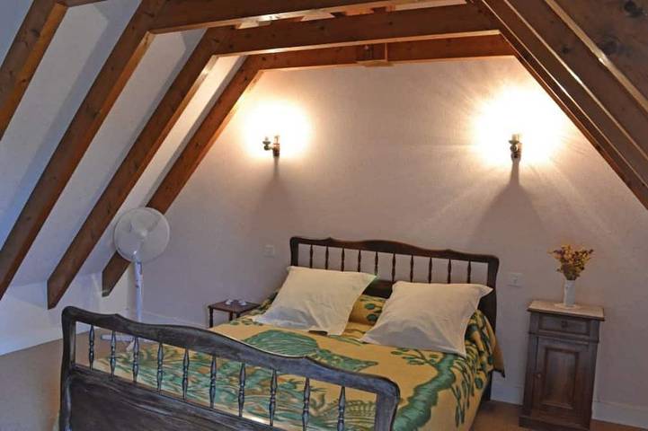 Gîte pour 4 personnes, avec balcon et piscine à Saint-Crépin-et-Carlucet - 2