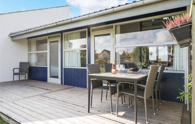 Ferienhaus für 4 Personen, mit Terrasse und Garten in Marielyst - 4