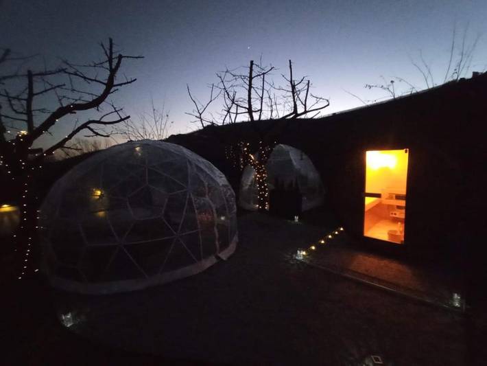 Appartamento per 3 persone, con Balcone e Terrazza nonché Giardino e Piscina a Canale