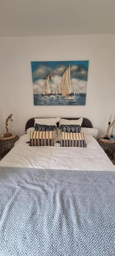 Ferienwohnung für 2 Personen, mit Pool und Terrasse sowie Garten - 1