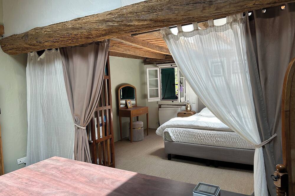 Basque farmhouse with swimming pool in Mouguerre, Bayonne region