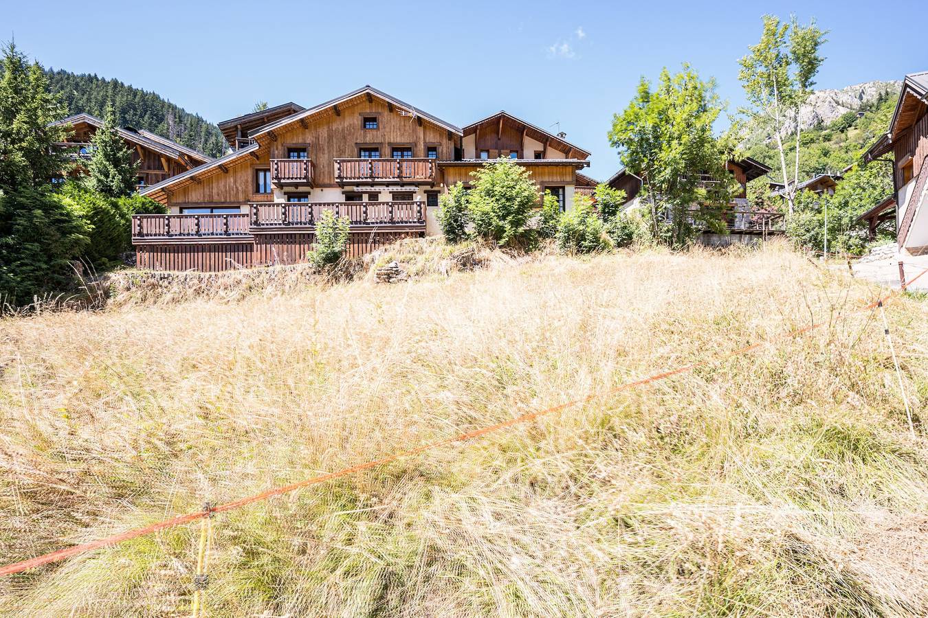 Chalet 'Le Tougne' mit Bergblick, privater Terrasse und Balkon in Champagny-en-Vanoise, Nationalpark Vanoise