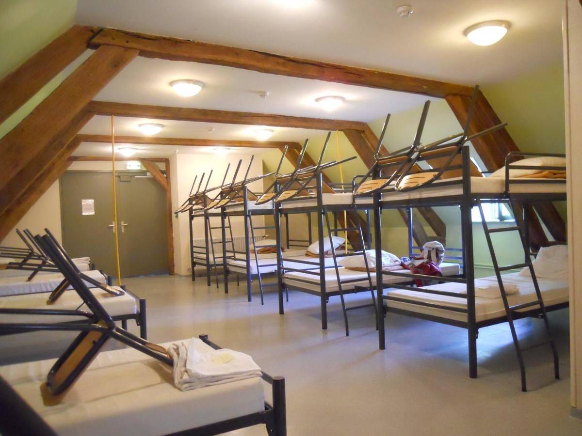 Twin Room with Garden View in Montreuil (Pas-de-Calais), Région de Montreuil