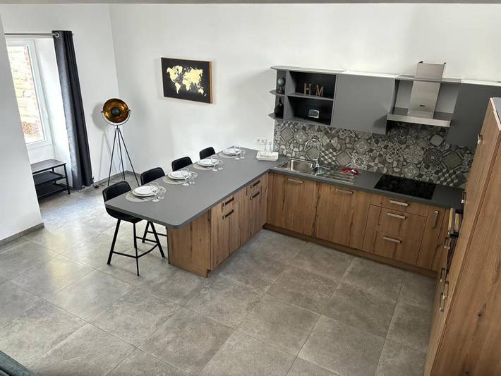 Location de vacances pour 6 personnes, avec vue ainsi que terrasse et jardin à Binche - 3