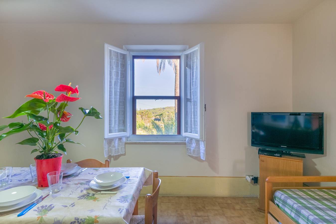 Appartamento intero, Trilocale con giardino – Appartamento Cm6 in Gli Alzi, Campo nell'Elba