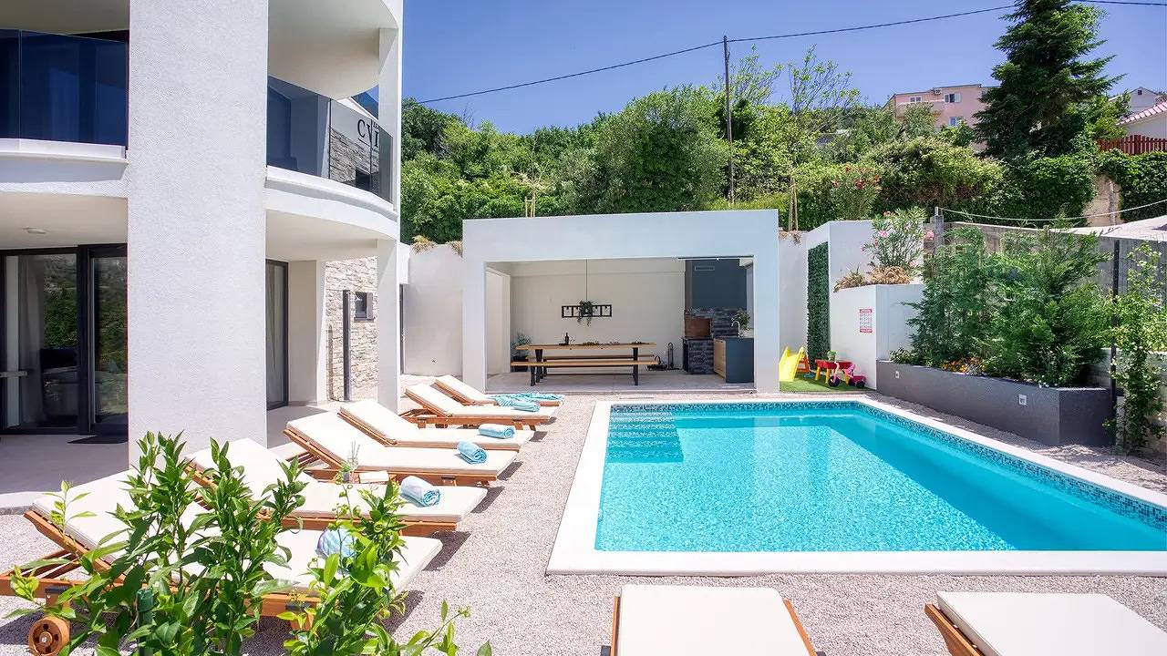 Villa für 12 Personen (395 m²) in Klis in Klis, Split-Dalmatia