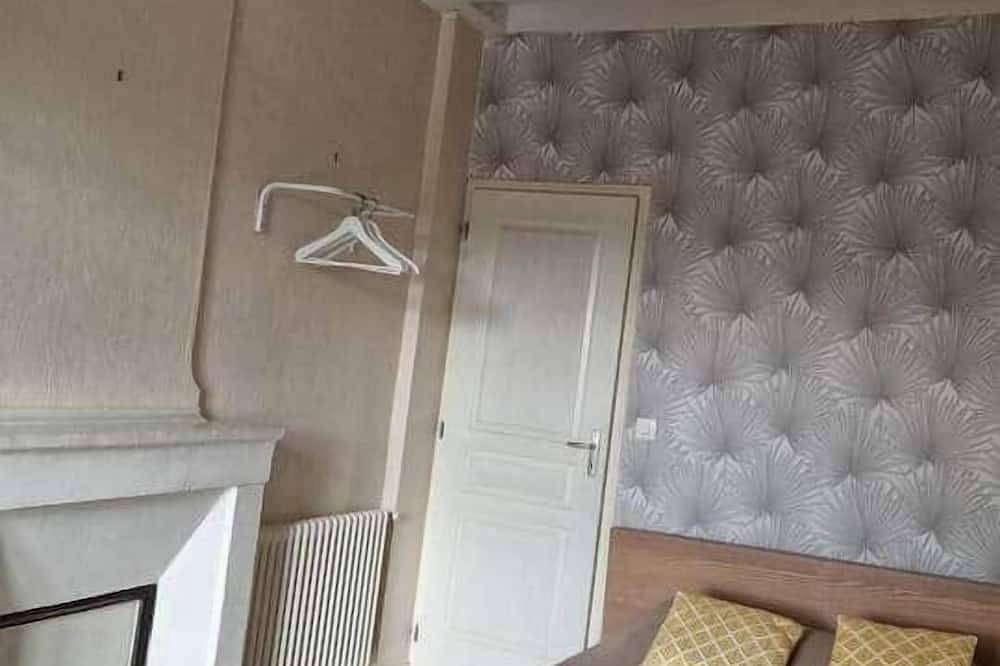 Apartamento entero, The Family in the heart of the Loire Valley Chinon in Chinon, Valle del Loira