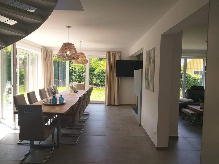Ferienhaus für 12 Personen, mit Balkon und Terrasse sowie Garten und Sauna in Rechlin - 2