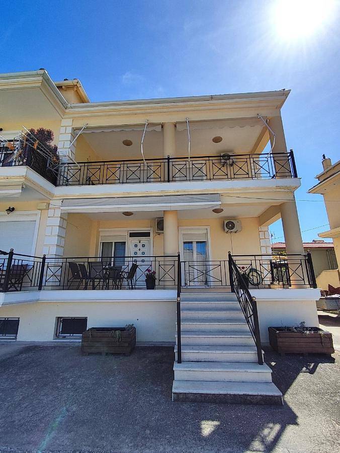 Ferienwohnung für 3 Personen, mit Ausblick und Balkon - 1