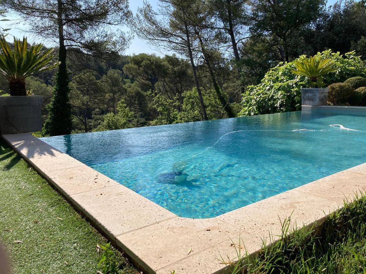 Three-Bedroom Villa in Marseille, Marseille en omgeving