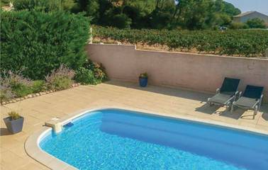 Gîte pour 6 personnes, avec jardin ainsi que terrasse et piscine à Cessenon-sur-Orb