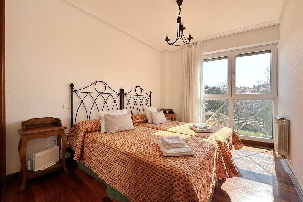 Entire apartment, Cozy Tourist Apartment in Somo, Ideal for Families. in Somo, Ribamontán al Mar