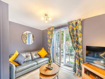 Log Cabin for 4 People in Barnard Castle, County Durham, Photo 1