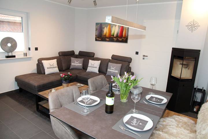 Ferienhaus für 4 Personen, mit Terrasse und Garten sowie Ausblick in Eilsum - 2
