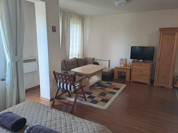 Gîte pour 4 personnes, avec vue ainsi que jardin et piscine dans Bansko - 3