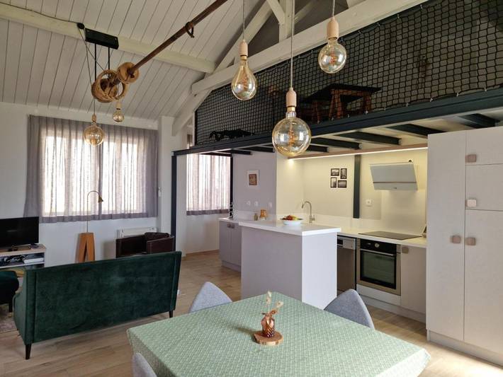 Location de vacances pour 4 personnes, avec vue et jardin à Cellettes - 3