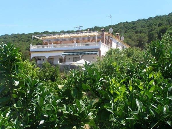 Casa rural para 18 personas, con Balcón y Terraza además de Piscina y Vistas en Posadas