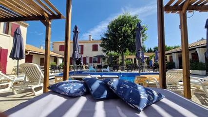 Hôtel pour 2 personnes, avec piscine et jardin à Graveson