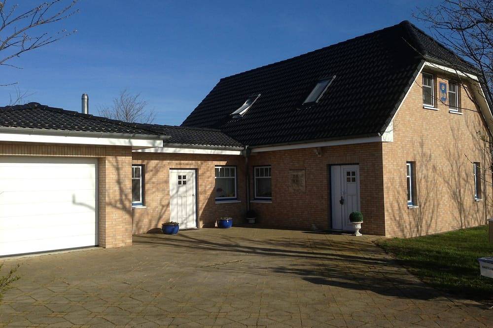 Alleinlage: Natur pur, familienfreundlich, Haustiere erlaubt, Terrasse + Garten in Westerhever, Eiderstedt