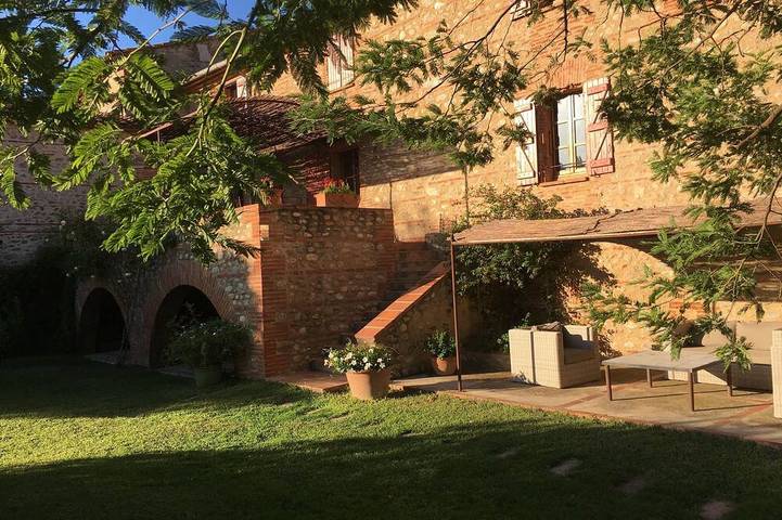 Ferienhaus für 16 Personen, mit Terrasse und Garten