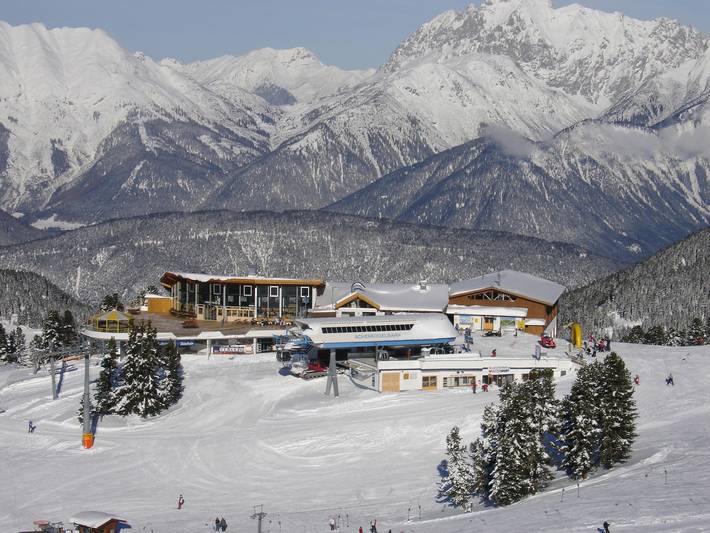 Ferienwohnung für 7 Personen, mit Garten in Tiroler Oberland