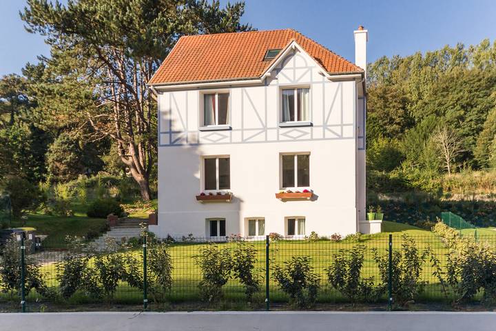 Gîte pour 15 personnes, avec terrasse et jardin dans Les Grandes Dalles - 3