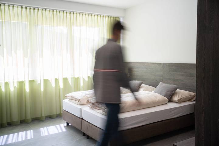 Single room, shower, toilet in Liezen, Enns valley