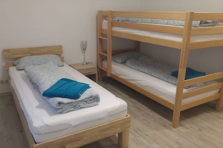 Ferienhaus für 24 Personen, mit Garten im Odenwald - 3