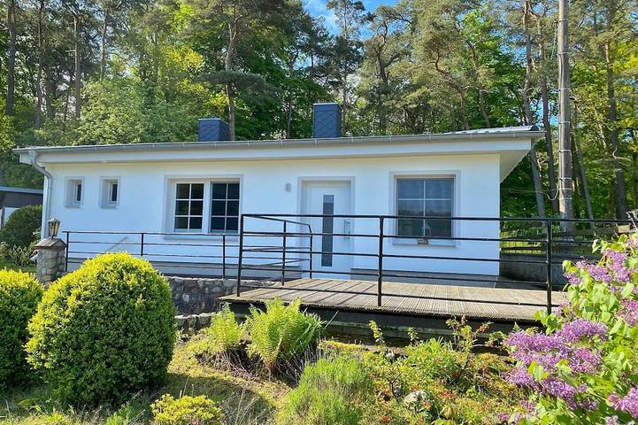 Bungalow für 4 Personen, mit Terrasse und Garten, mit Haustier in Sassnitz