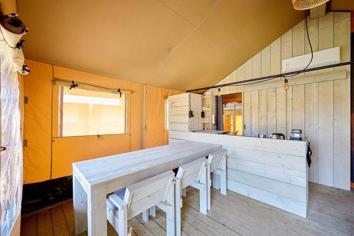 Ferienpark für 6 Personen, mit Terrasse und Balkon/Terrasse in Friesland - 4