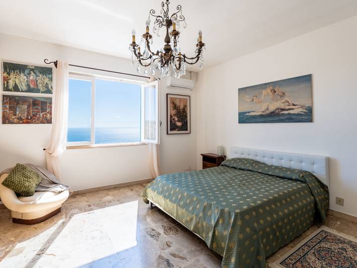 Location de vacances pour 7 personnes, avec jardin et balcon dans Ospedaletti - 4