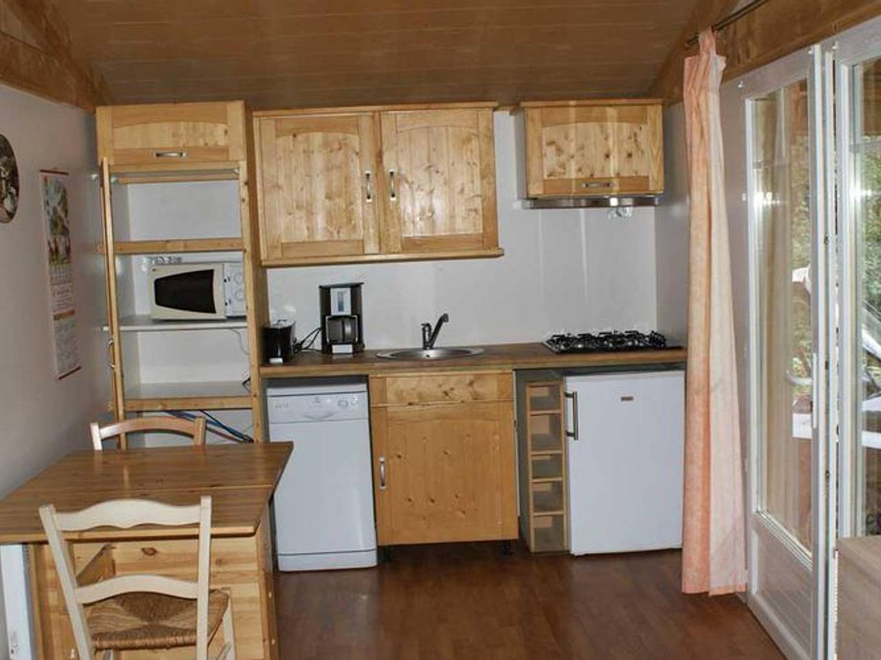 Chalet for 6 with Terrace in Fenouillet, Parc naturel régional Corbières-Fenouillèdes