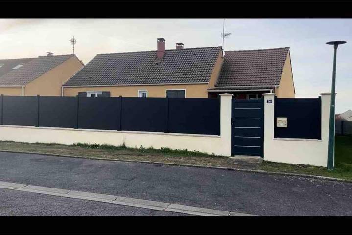 Maison de vacances pour 6 personnes, avec terrasse et jardin, animaux acceptés
