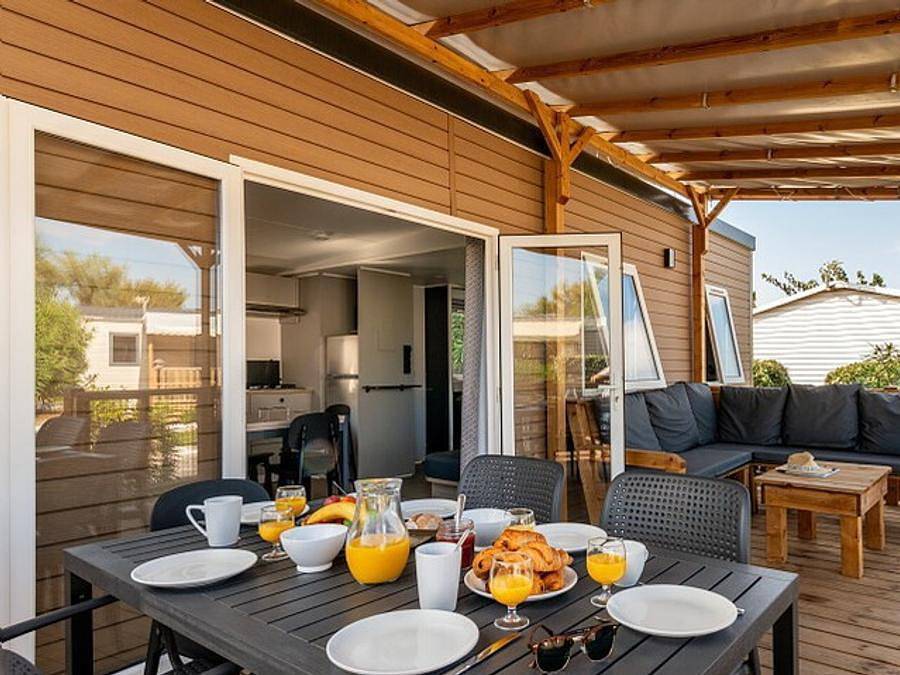 Hu Montescudaio village - Mobilheim 6 personen - Mobilheim | Premium | 3 Schlafz. | 6 Pers. | Terrasse Lounge | Klimaanlage | Tv in Montescudaio, Etruskische Küste