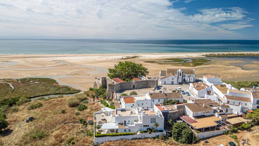 Ferienhaus für 4 Personen, mit Terrasse und Garten an der Algarve - 2