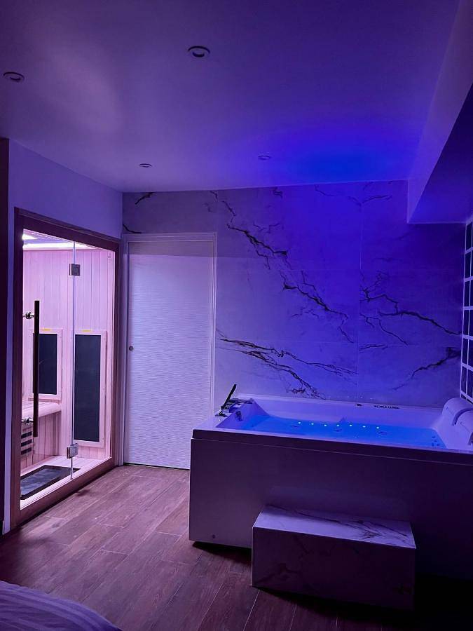 Hôtel pour 2 personnes, avec jacuzzi et sauna