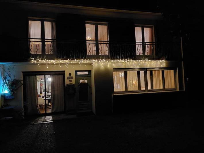 Casa de vacaciones para 15 personas, con piscina y vistas además de vistas al lago y jardín - 1