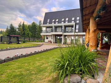 Gîte pour 2 personnes, avec sauna ainsi que jardin et vue, animaux acceptés dans Dorna-Arini
