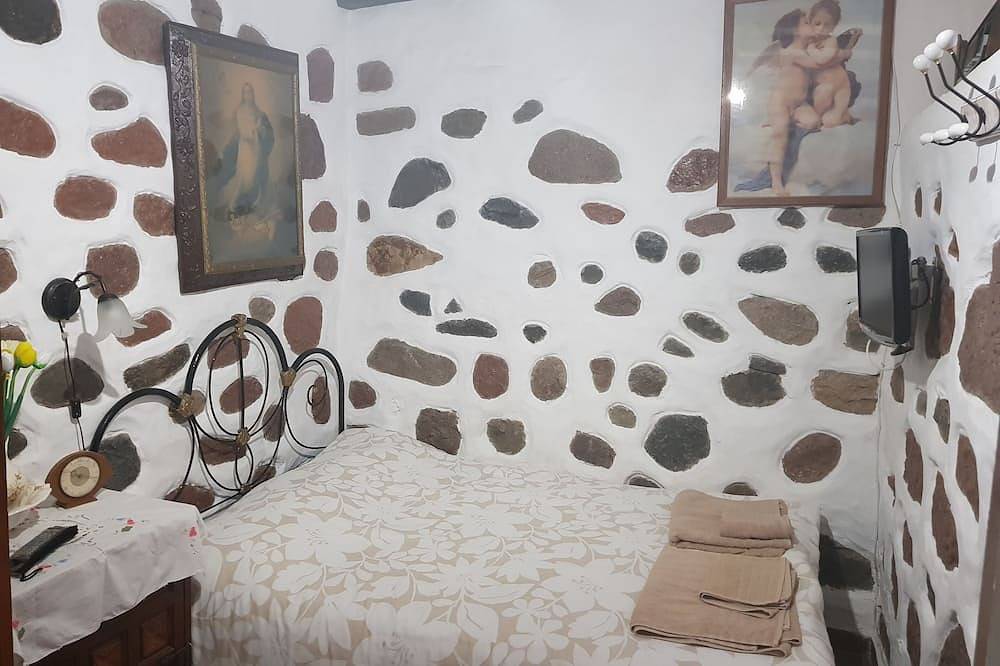 Typical house Canaria, Tejeda with all amenities. in Tejeda, North Gran Canaria