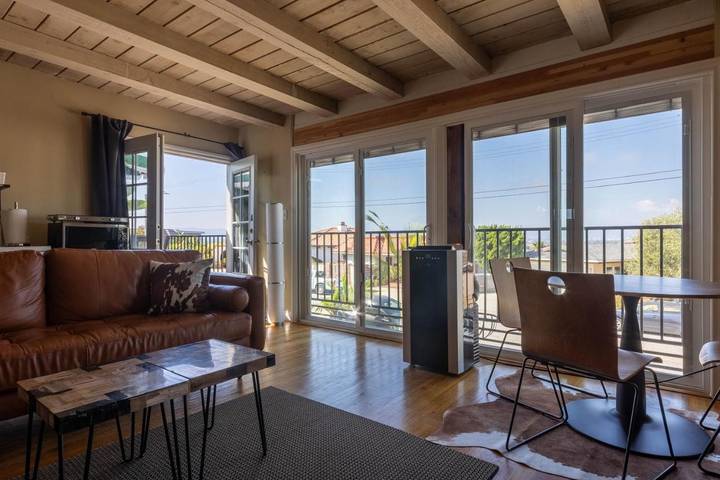 Casa de huéspuedes para 2 personas, con sauna y vistas además de jardín y vistas al lago, Se admiten mascotas en Los Angeles