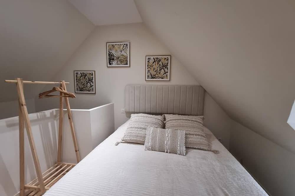 Au Mont Pour Deux Charming duplex at Mont-Saint-Michel in Ardevon, Pontorson