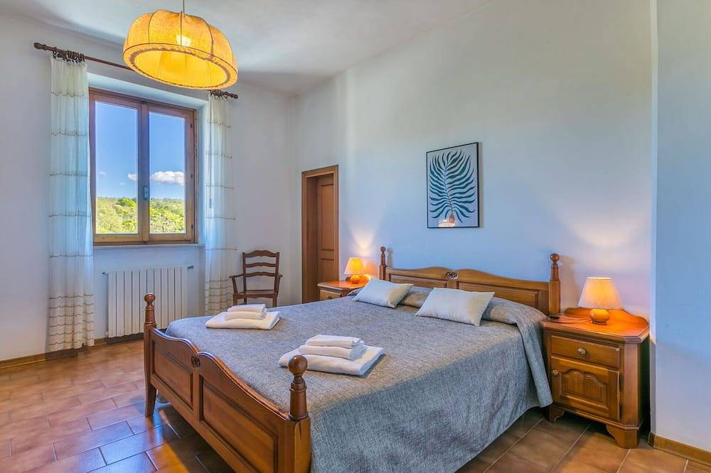 Gemütliche Wohnung in einem Ferienhaus mit W-Lan, Pool, Tv, Terrasse und Haustiere erlaubt in San Vivaldo, Florenz Provinz