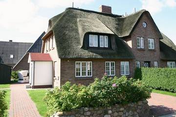 Ferienhaus für 6 Personen, mit Garten und Sauna sowie Terrasse, mit Haustier in Alkersum