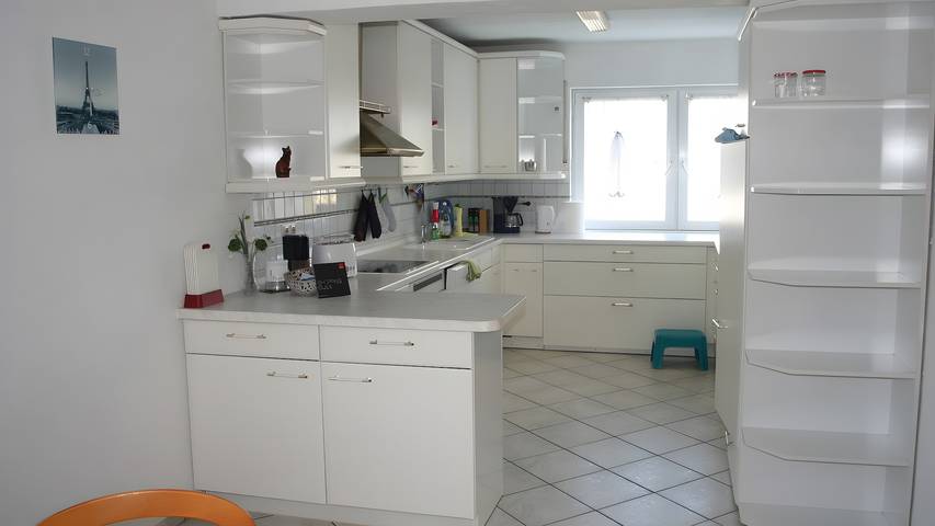 Entire apartment, Apartment 'Für 6 Personen 120 M²' with Balcony and Wi-Fi in Riederich, Neckar-Alb